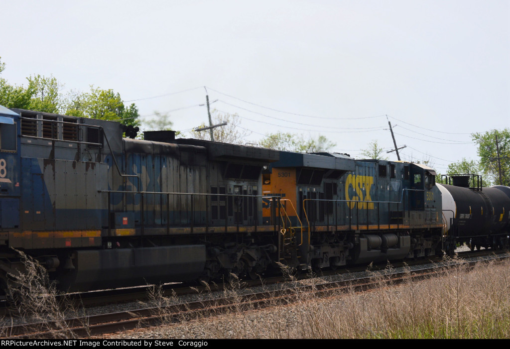 CSX 5301 Long hood to Cab View